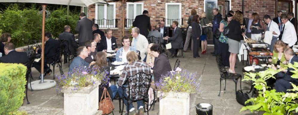 The Bridge Hotel Macclesfield Kültér fotó
